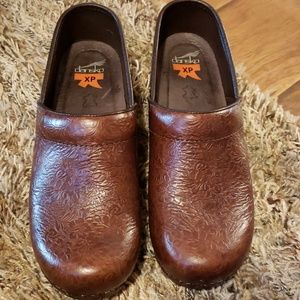 Brown dansko xp